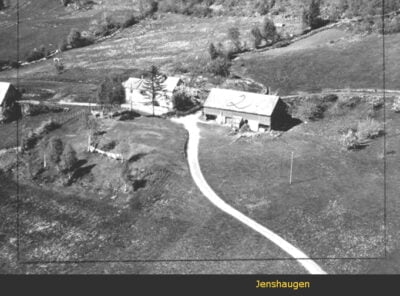 Bilder frå 1954 - Gardsnummer 1 - 14 11