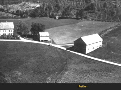 Bilder frå 1954 - Gardsnummer 1 - 14 17