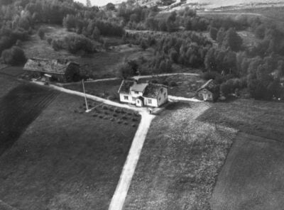 Bilder frå 1954 – Gardsnummer 44 – 57 4
