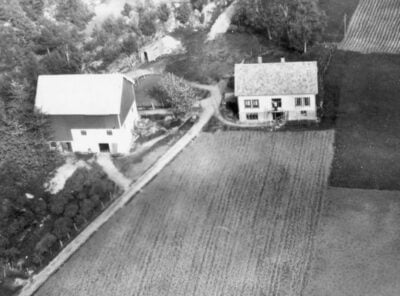Bilder frå 1954 – Gardsnummer 44 – 57 6