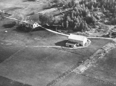 Bilder frå 1954 – Gardsnummer 44 – 57 15