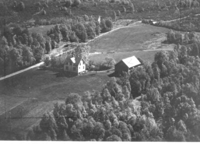 Bilder frå 1954 – Gardsnummer 44 – 57 10