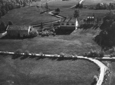 Bilder frå 1954 – Gardsnummer 44 – 57 12