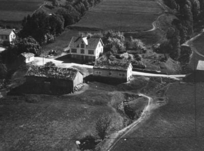 Bilder frå 1954 – Gardsnummer 44 – 57 13